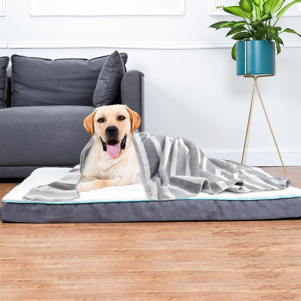 Dog Drying Towel – Super Absorbent Microfiber, 30 x 50" (Light Gray)